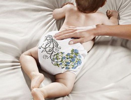 Cremas, higiene y protección piel del bebé